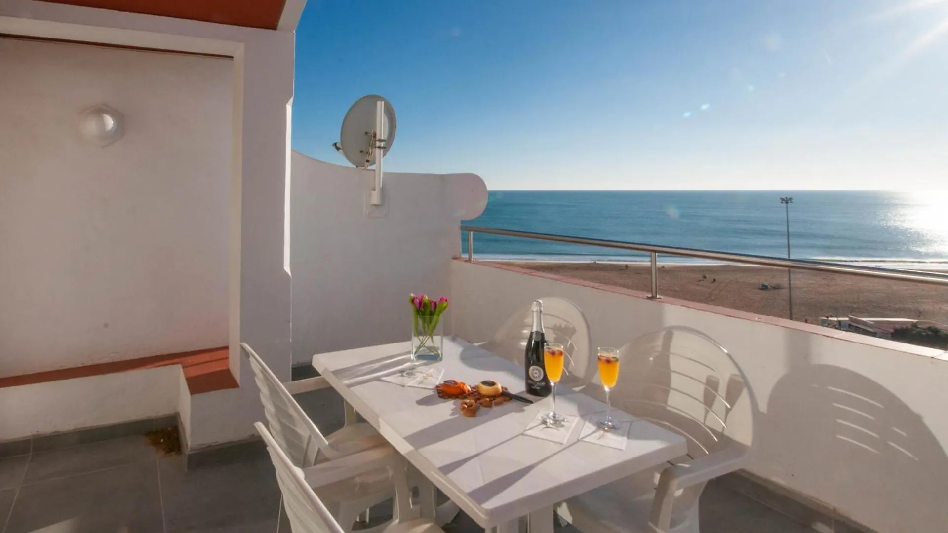 By The Beach Apartment By Ocvillas Albufeira 0*,